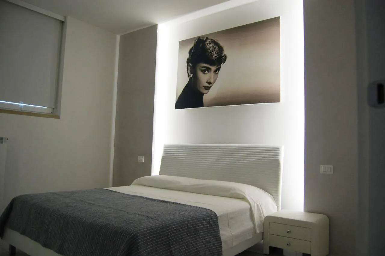 Maison Audrey Desenzano del Garda Italien