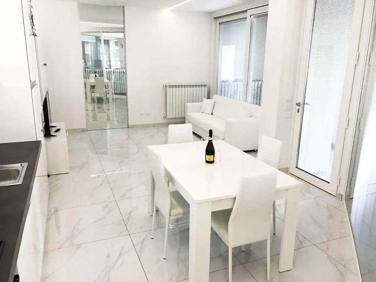 Maison Audrey Desenzano del Garda Ferienhaus