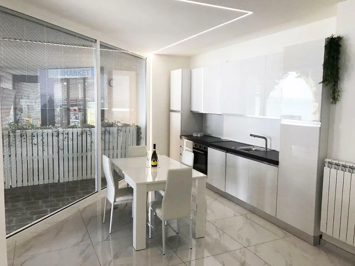 Сasa de vacaciones Maison Audrey Desenzano del Garda